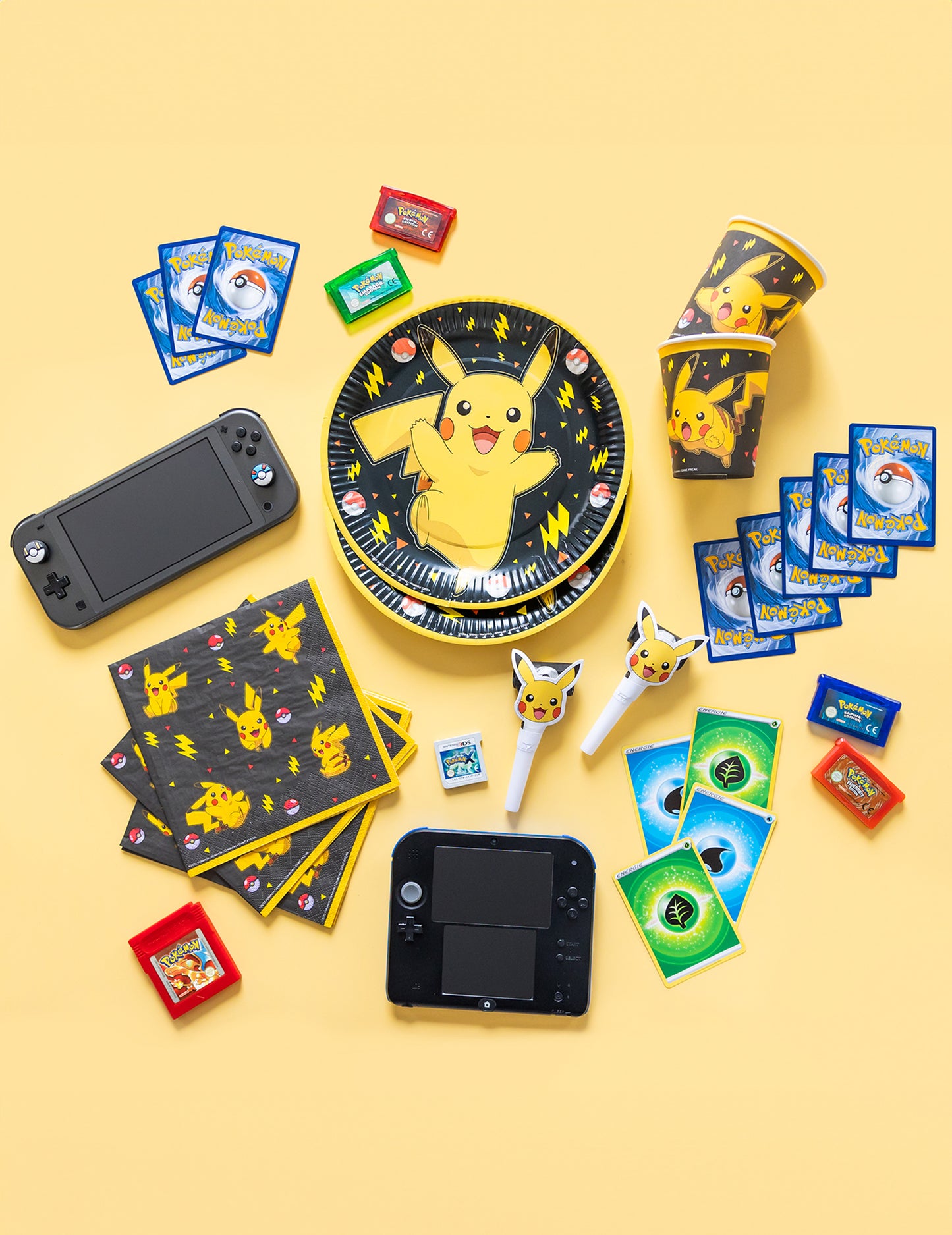 8 Pikachu Pokémon Plates 23 cm