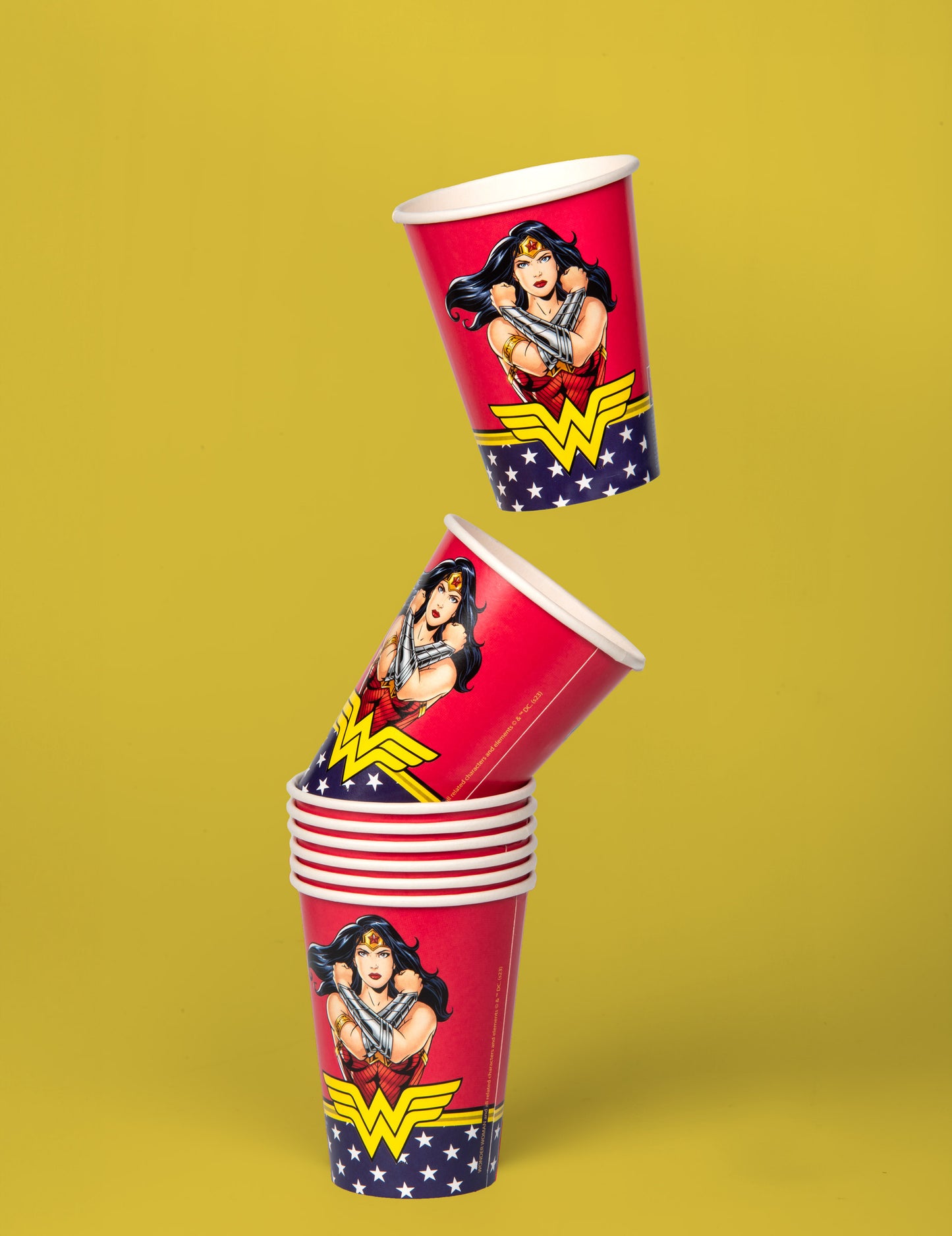 8 FSC Wonder Woman 210 ml kartónové poháre