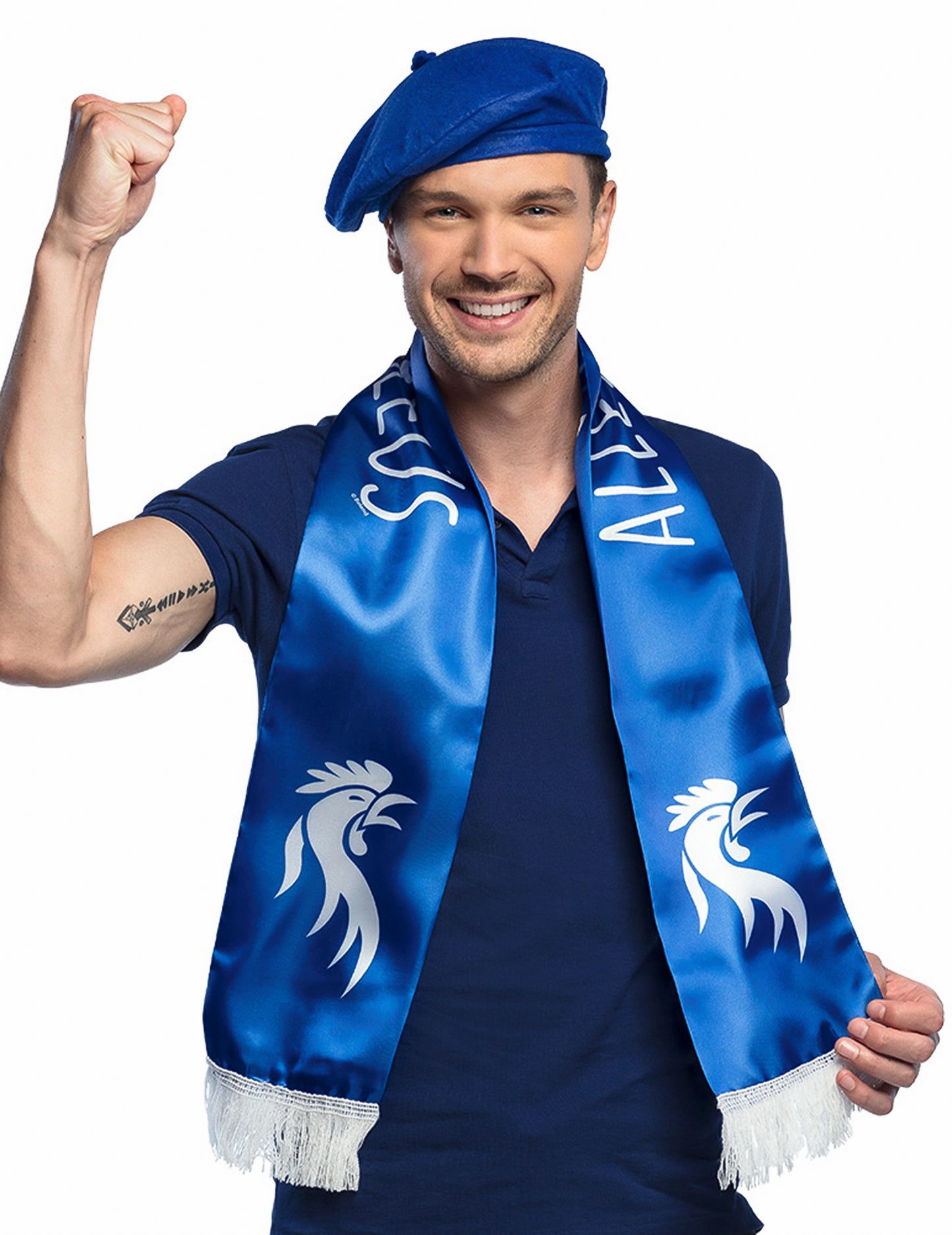 Surchase Scarf prichádza na blues